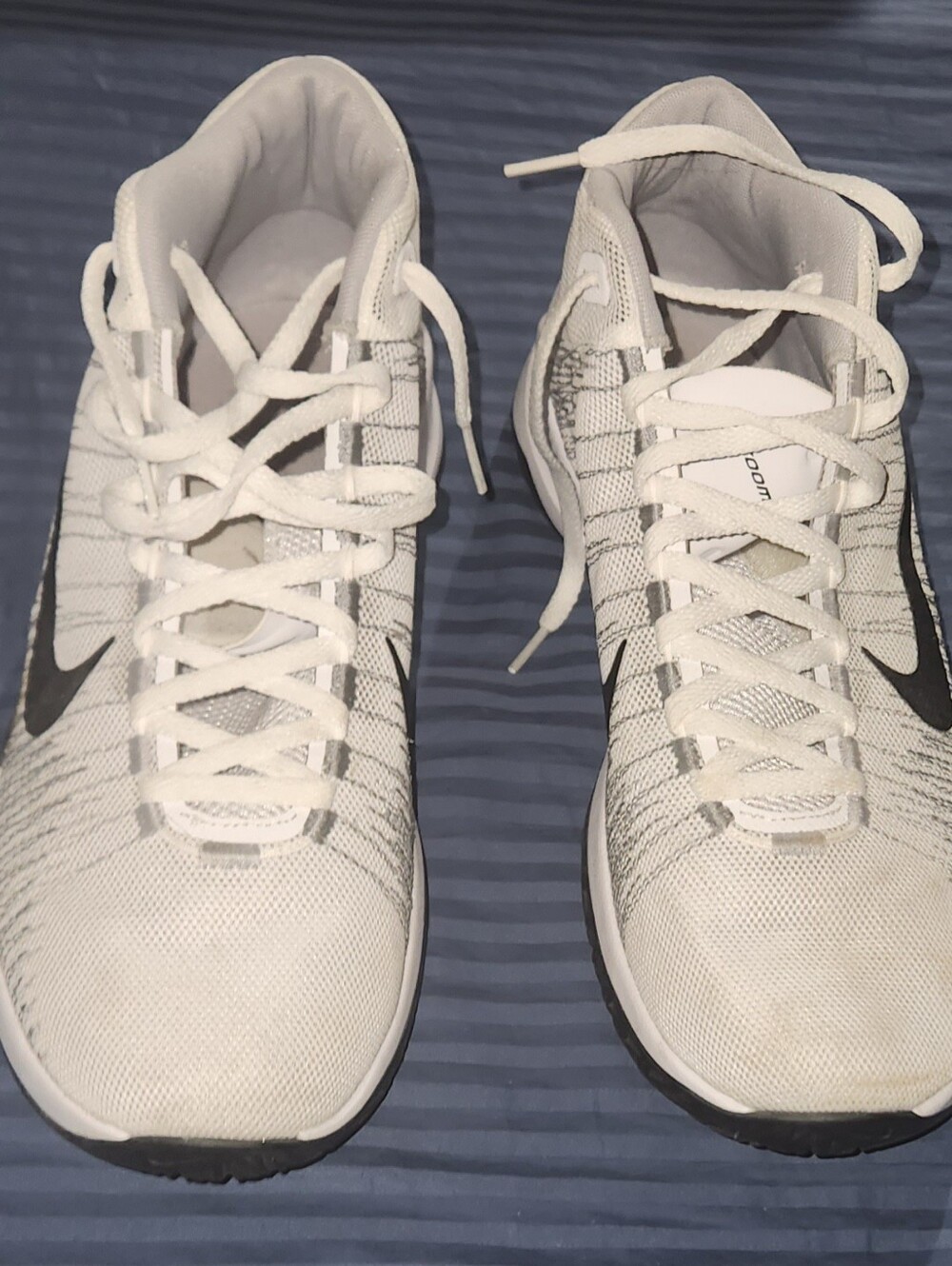Nike Zoom Ascention Men's Size 10 White With Black Swoosh
